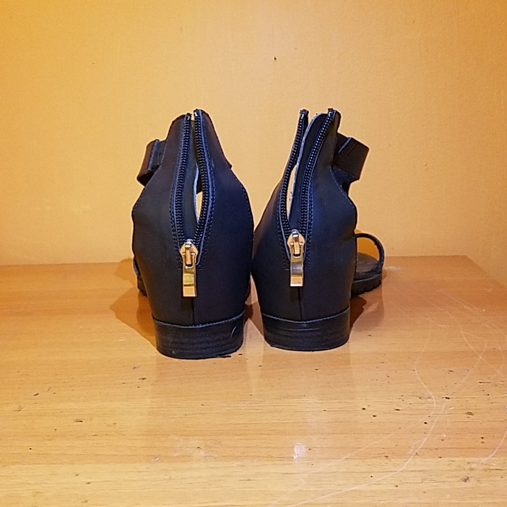 Open Toe Ankle Strap Sandals - image 2